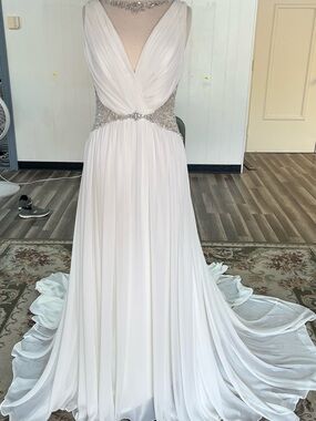 Elegant Ivory Chiffon Bridal Gown with Beaded Waist